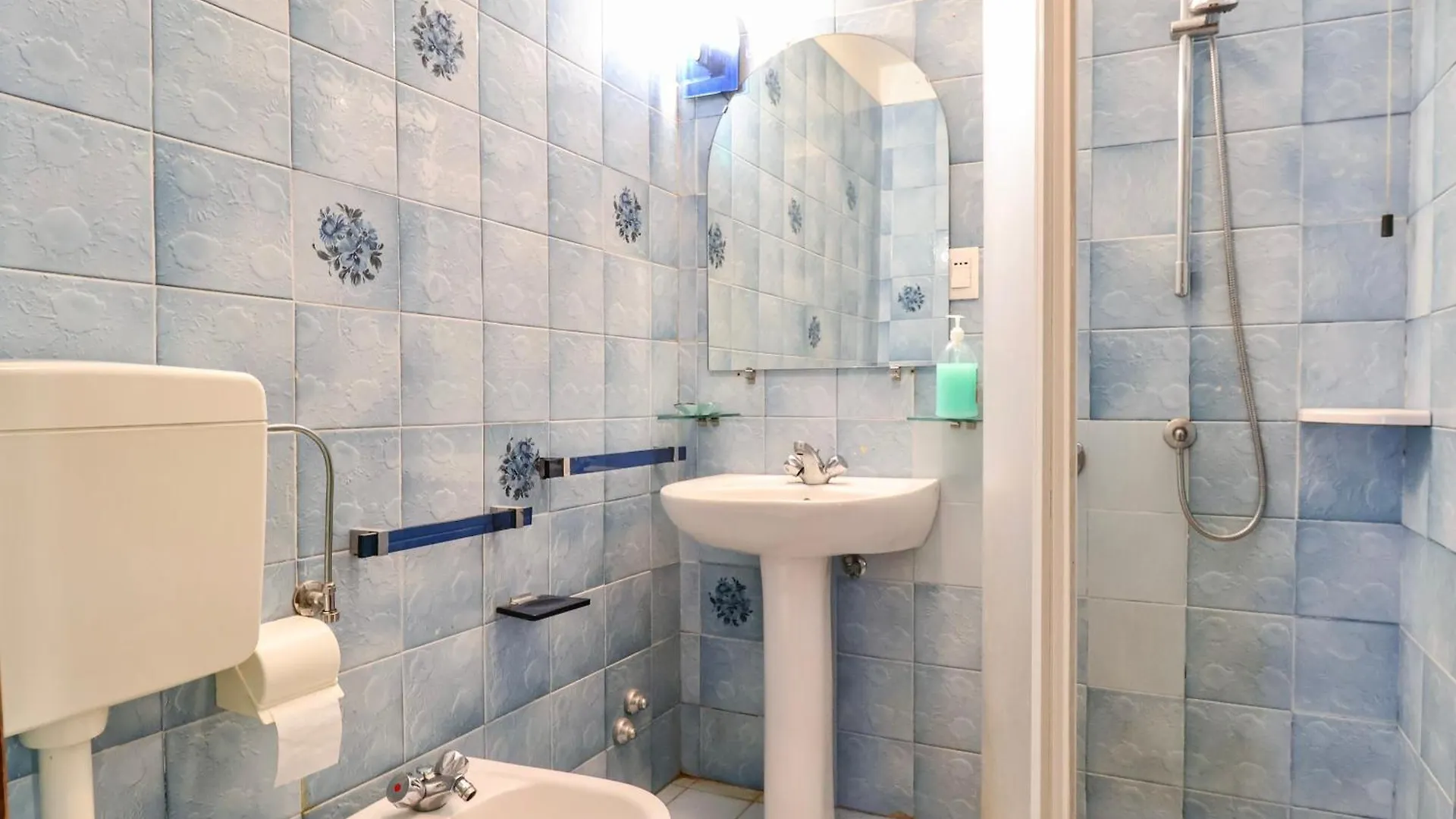 Forte Dei Marmi Stay - With Garden, Near The Sea Cinquale